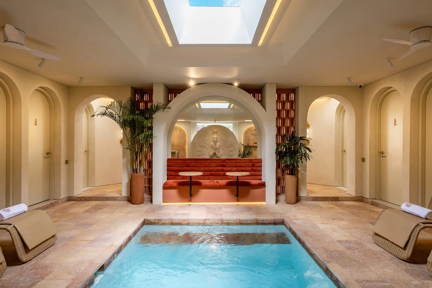 ASAI Spa, Jimbaran — pool and treatment rooms